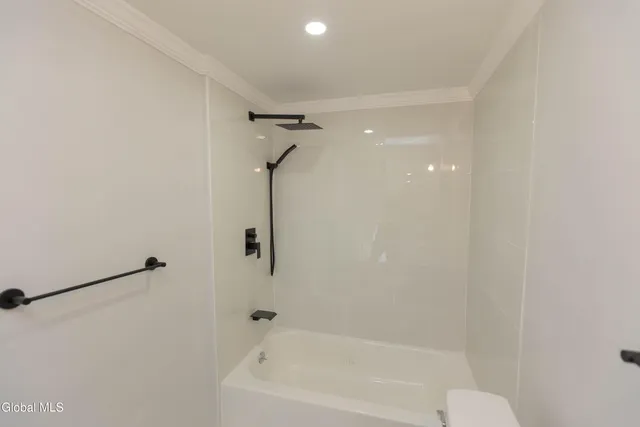 $2,500 | 465 Bruno Street, Schenectady, NY 12306