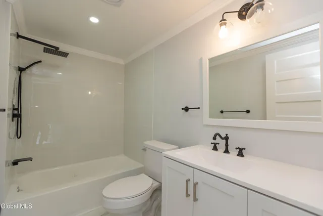 $2,500 | 465 Bruno Street, Schenectady, NY 12306