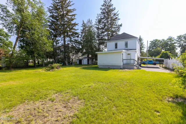 $2,500 | 465 Bruno Street, Schenectady, NY 12306