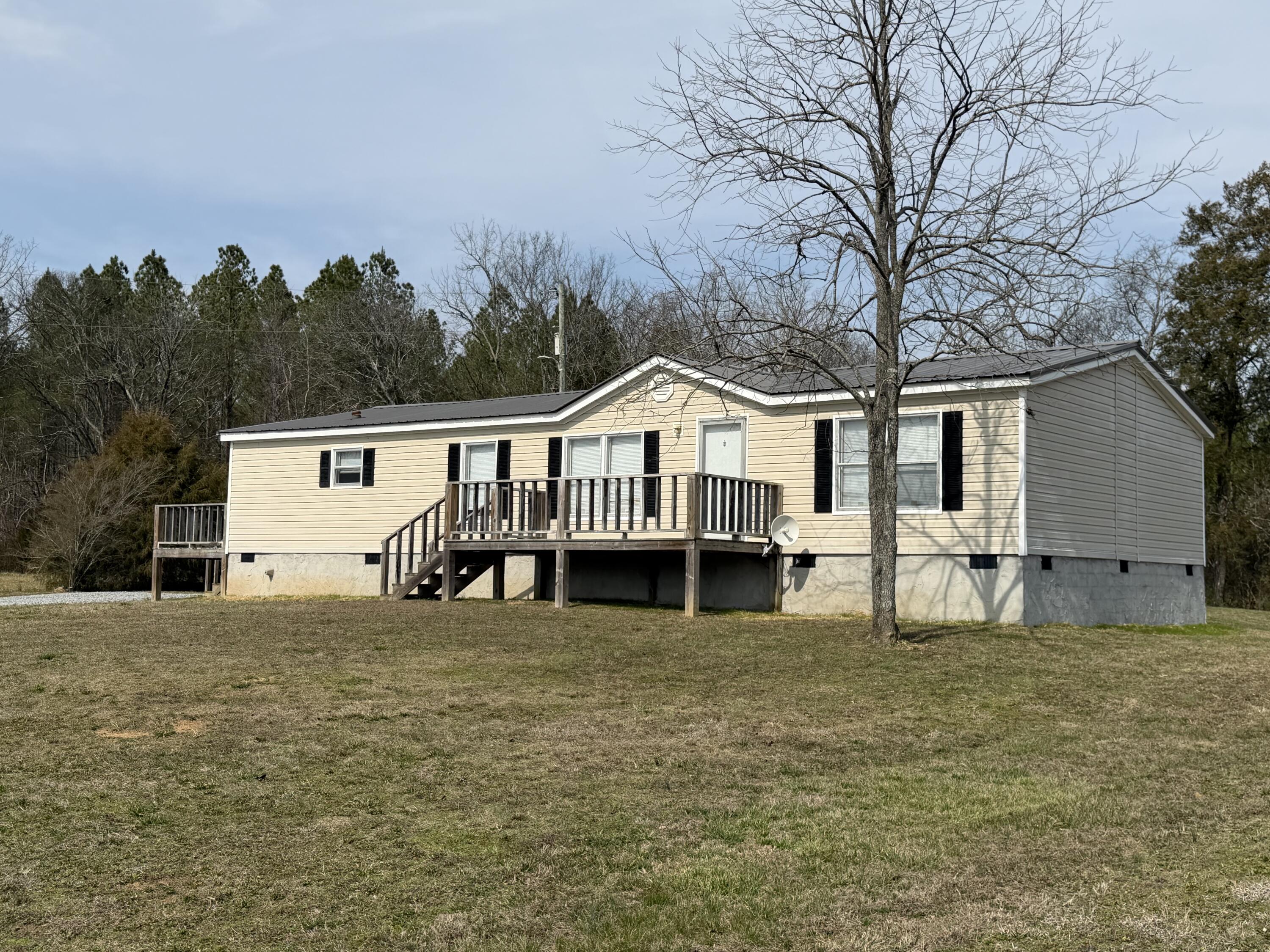 181 County Road 966 Calhoun, TN 37309 - Photo 4 of 18 IMG_9120