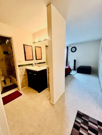 $279,000 | 1620 Waxwing Court, Schaumburg, IL 60173