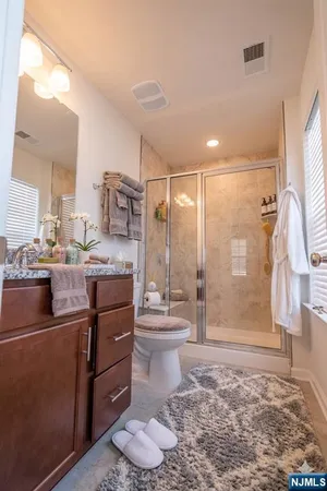 $4,975 | 78 Landmark Lane, Unit 78, Fair Lawn, NJ 07410