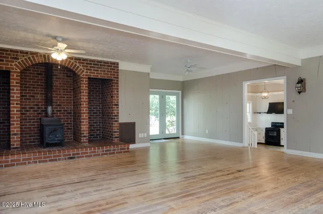 $2,375 | 2120 Old Winter Park Road, Wilmington, NC 28405