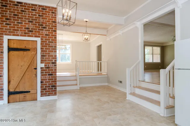 $2,375 | 2120 Old Winter Park Road, Wilmington, NC 28405