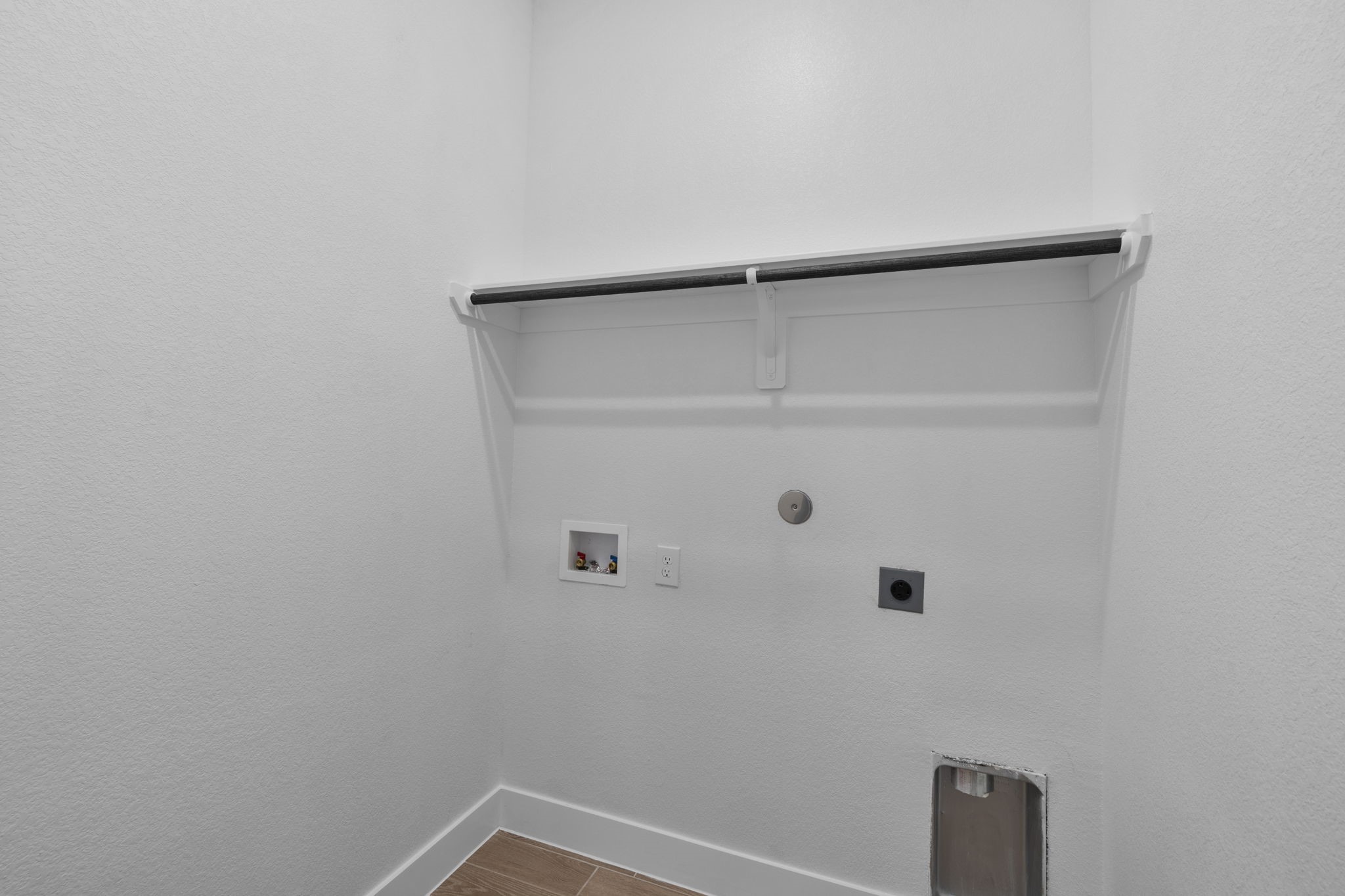 337 Gambels Quail Road Waller, TX 77484 - Photo 25 of 35 a view of an empty room