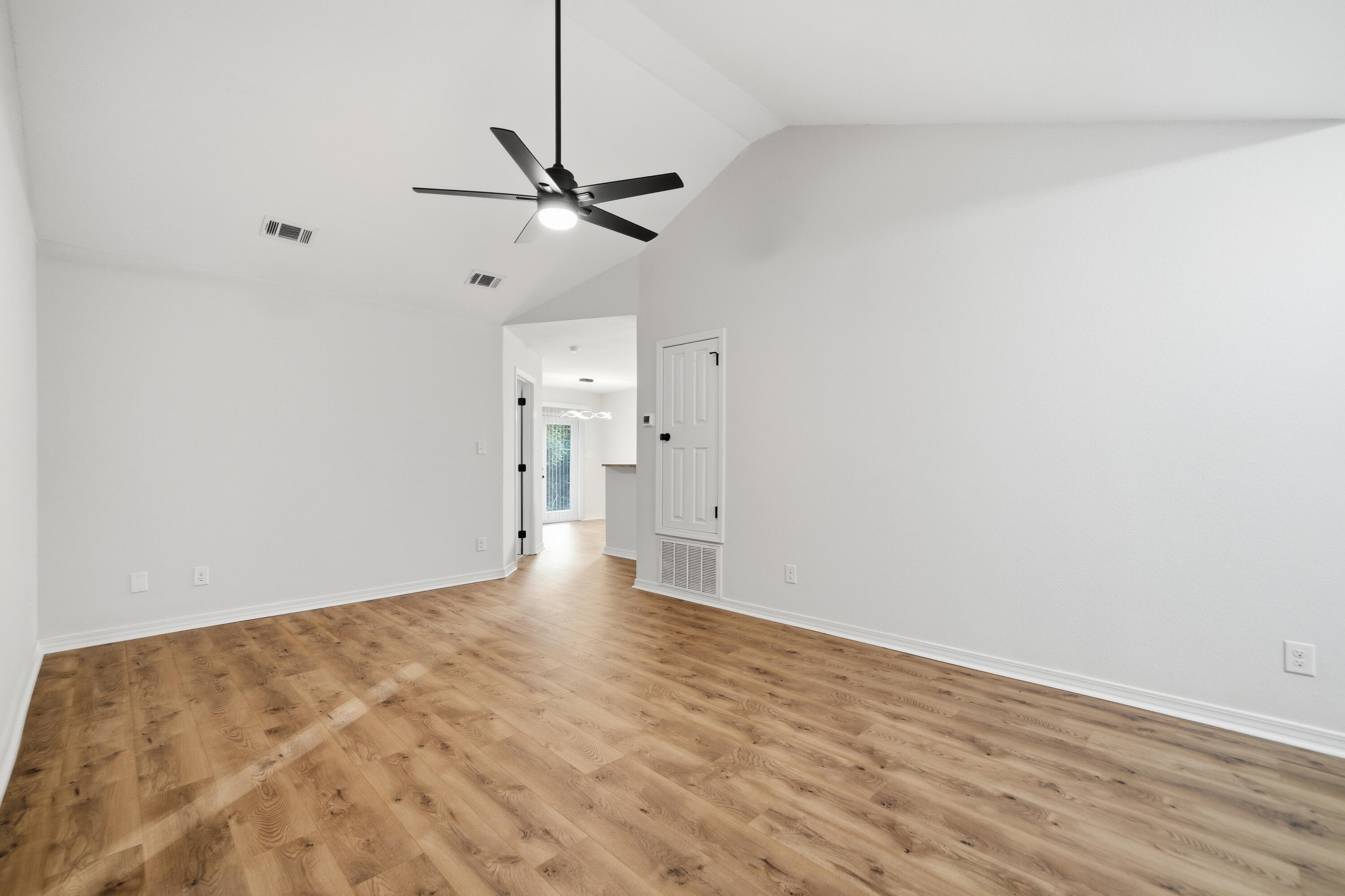 420 Williams Avenue Crestview, FL 32539 - Photo 11 of 27 DSC08231