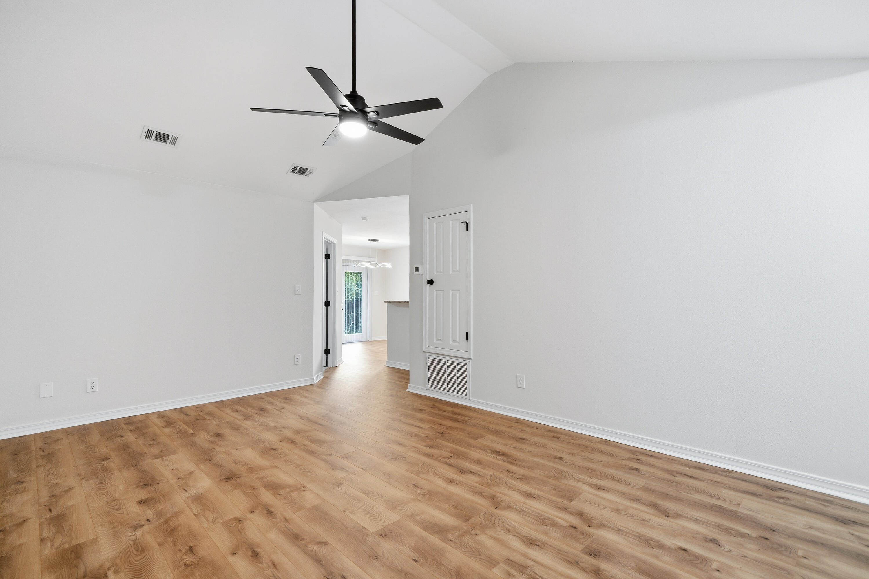 420 Williams Avenue Crestview, FL 32539 - Photo 12 of 27 DSC08237