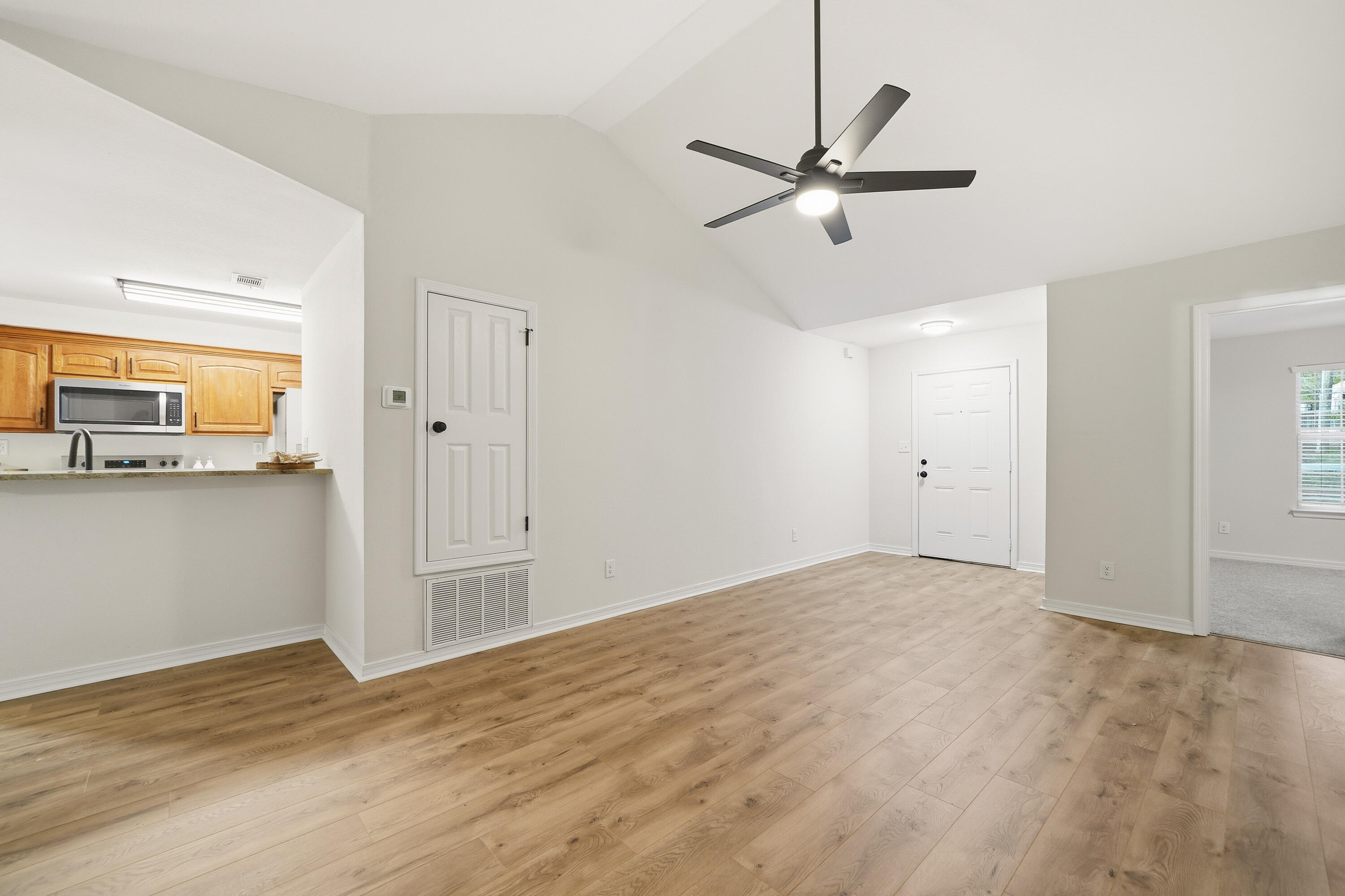 420 Williams Avenue Crestview, FL 32539 - Photo 13 of 27 DSC08240