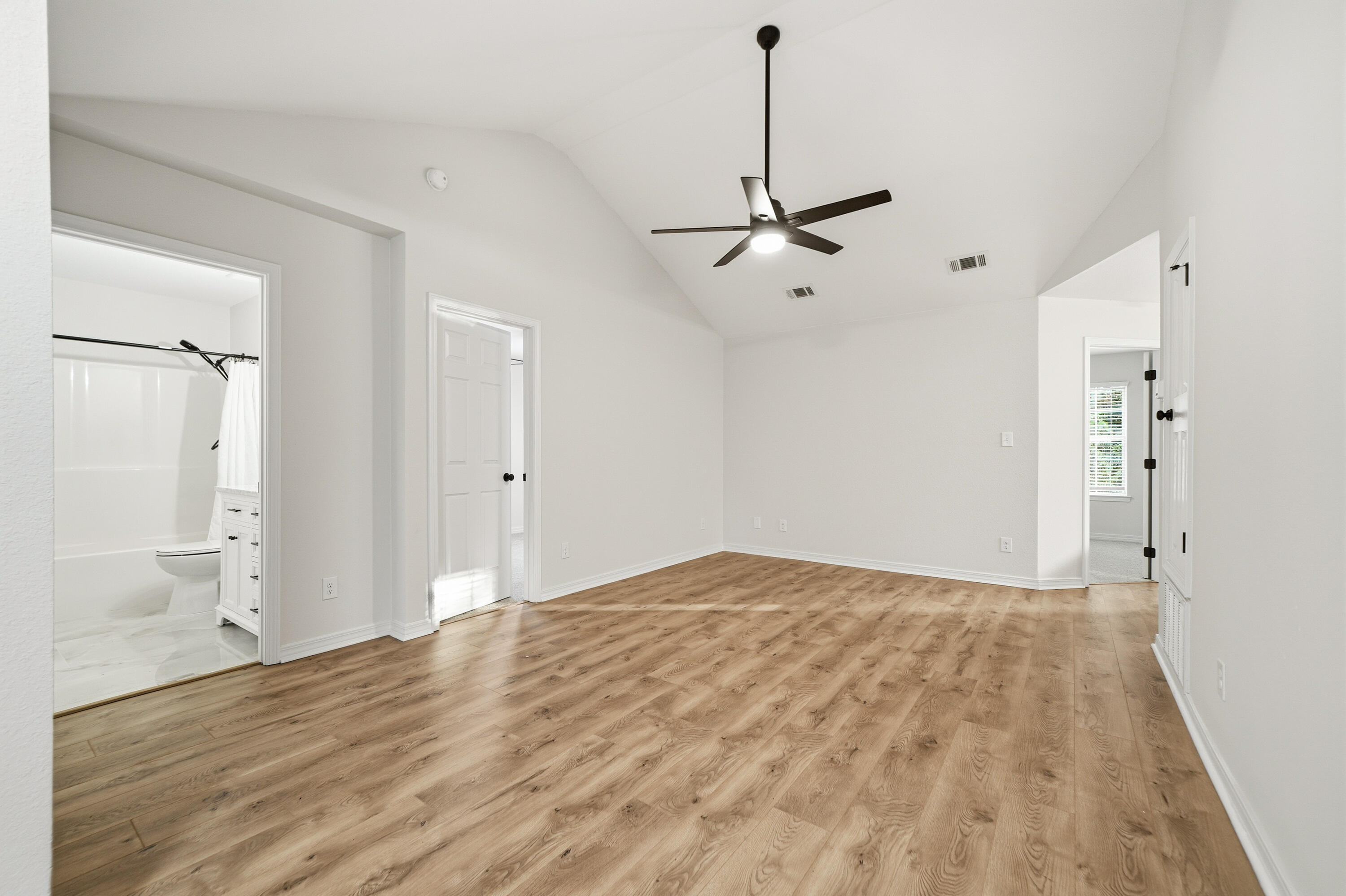 420 Williams Avenue Crestview, FL 32539 - Photo 9 of 27 DSC08219