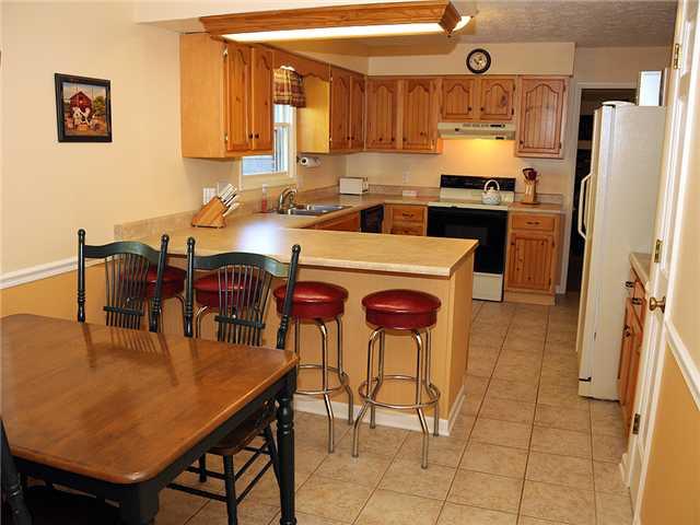 2126 Heather Road Anderson, IN 46012 - Photo 5 of 11 Gallery Image 5