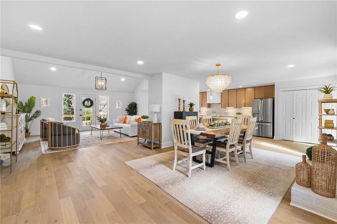 117 Riverpoint Drive Clemson, SC 29631 - Photo 4 of 47 Bright and airy open-concept living space perfect for gatherings.
