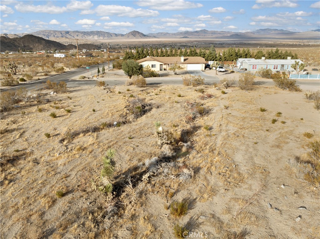 721 Zircon Road Lucerne Valley, CA 92356 - Photo 6 of 7 a view of lake view and mountain