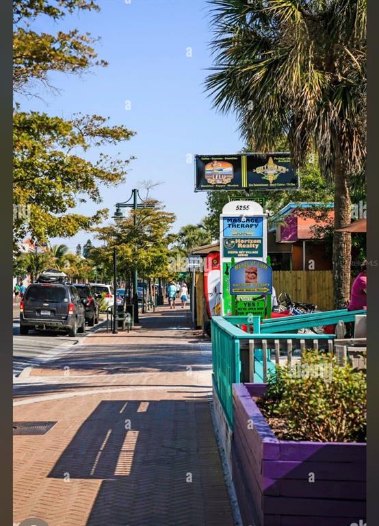 5830 Midnight Pass Road, Unit 94 Sarasota, FL 34242 - Photo 33 of 36