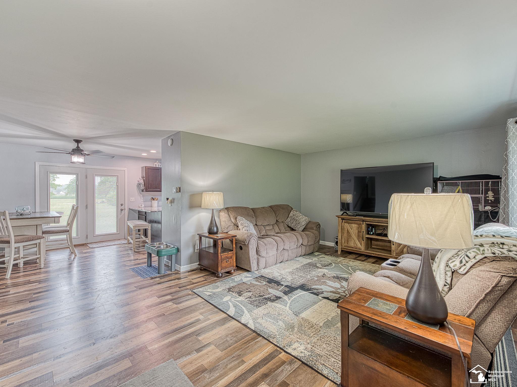 5025 Scofield Carleton Road Carleton, MI 48117 - Photo 6 of 24