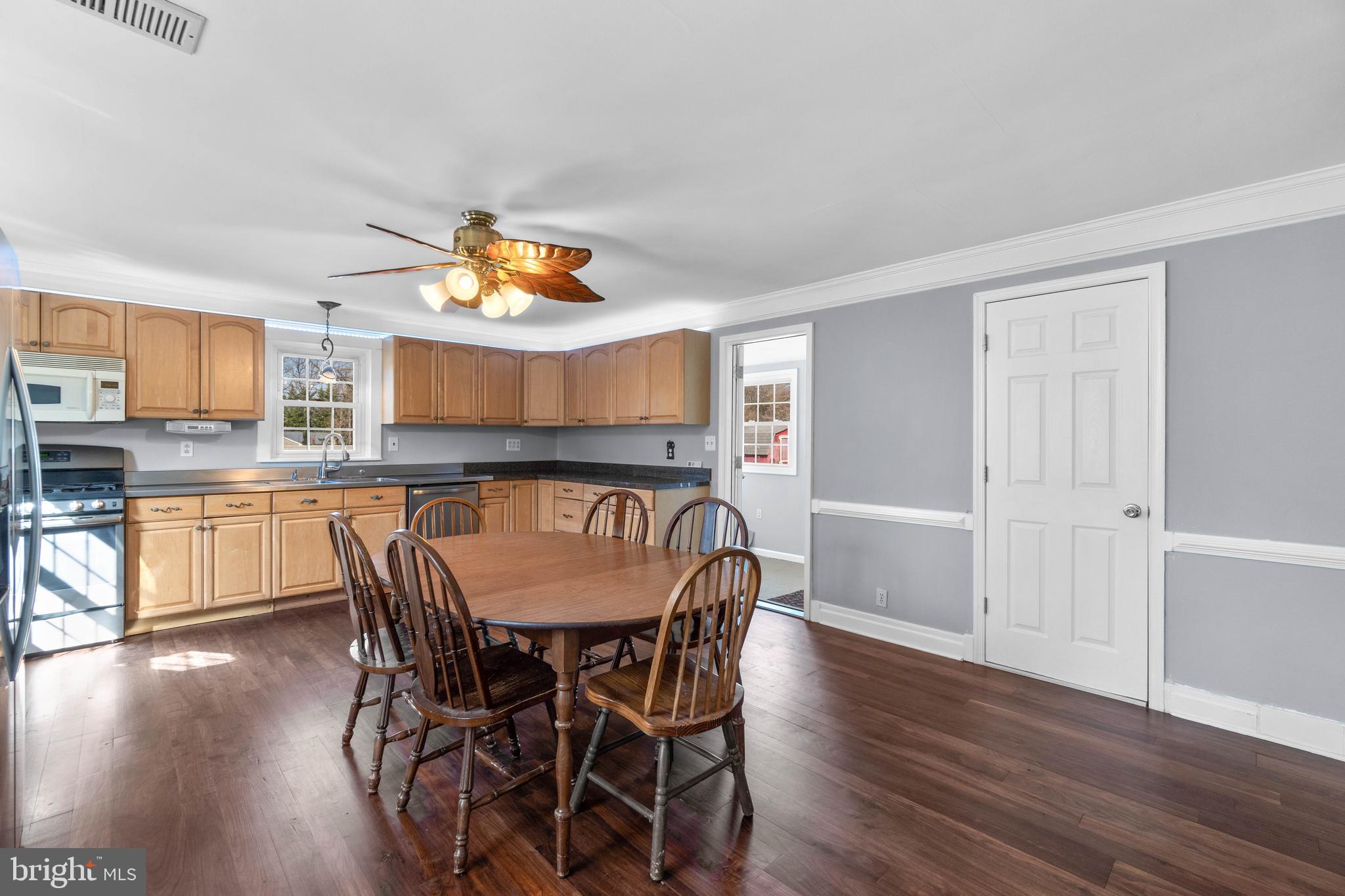 12520 Fingerboard Road Monrovia, MD 21770 - Photo 9 of 34 Dining Room