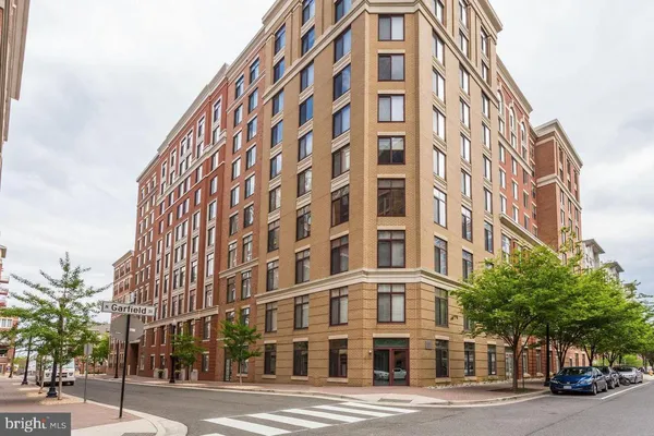 $659,000 | 1201 North Garfield Street, Unit PH10, Arlington, VA 22201