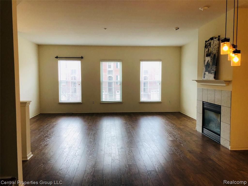 701 Cherry Orchard Road Canton, MI 48188 - Photo 5 of 28