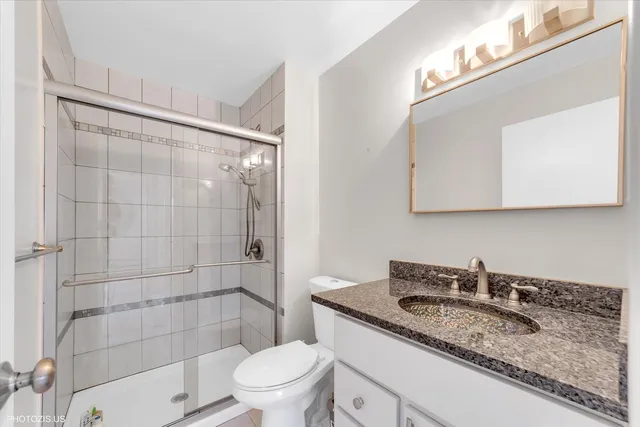 $275,000 | 1126 South New Wilke Road, Unit 307, Arlington Heights, IL 60005