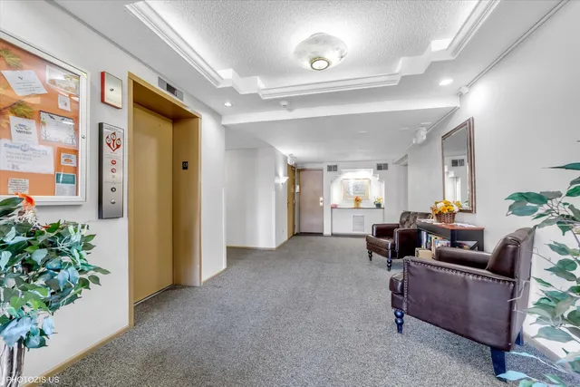 $275,000 | 1126 South New Wilke Road, Unit 307, Arlington Heights, IL 60005