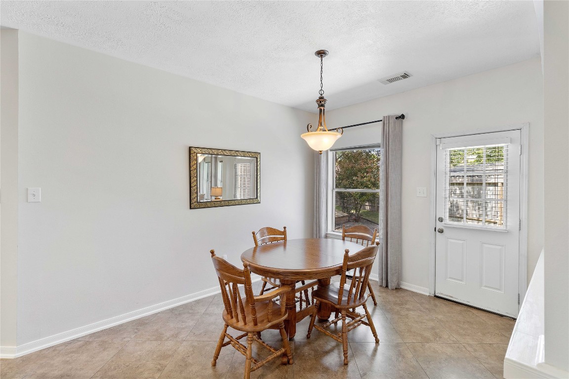 1707 Moston Drive Spring, TX 77386 - Photo 18 of 41 Breakfast room.