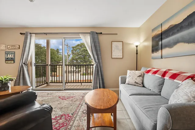 $199,999 | 131 Lake Street, Unit 214, Gilford, NH 03246