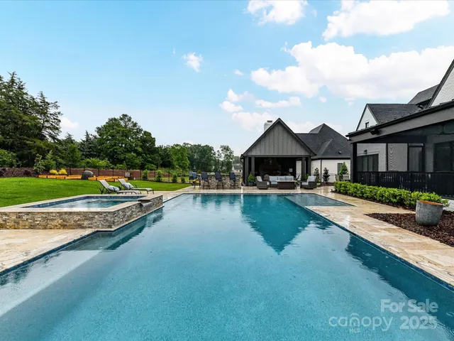 $2,490,000 | 406 Sugar Maple Lane, Weddington, NC 28104