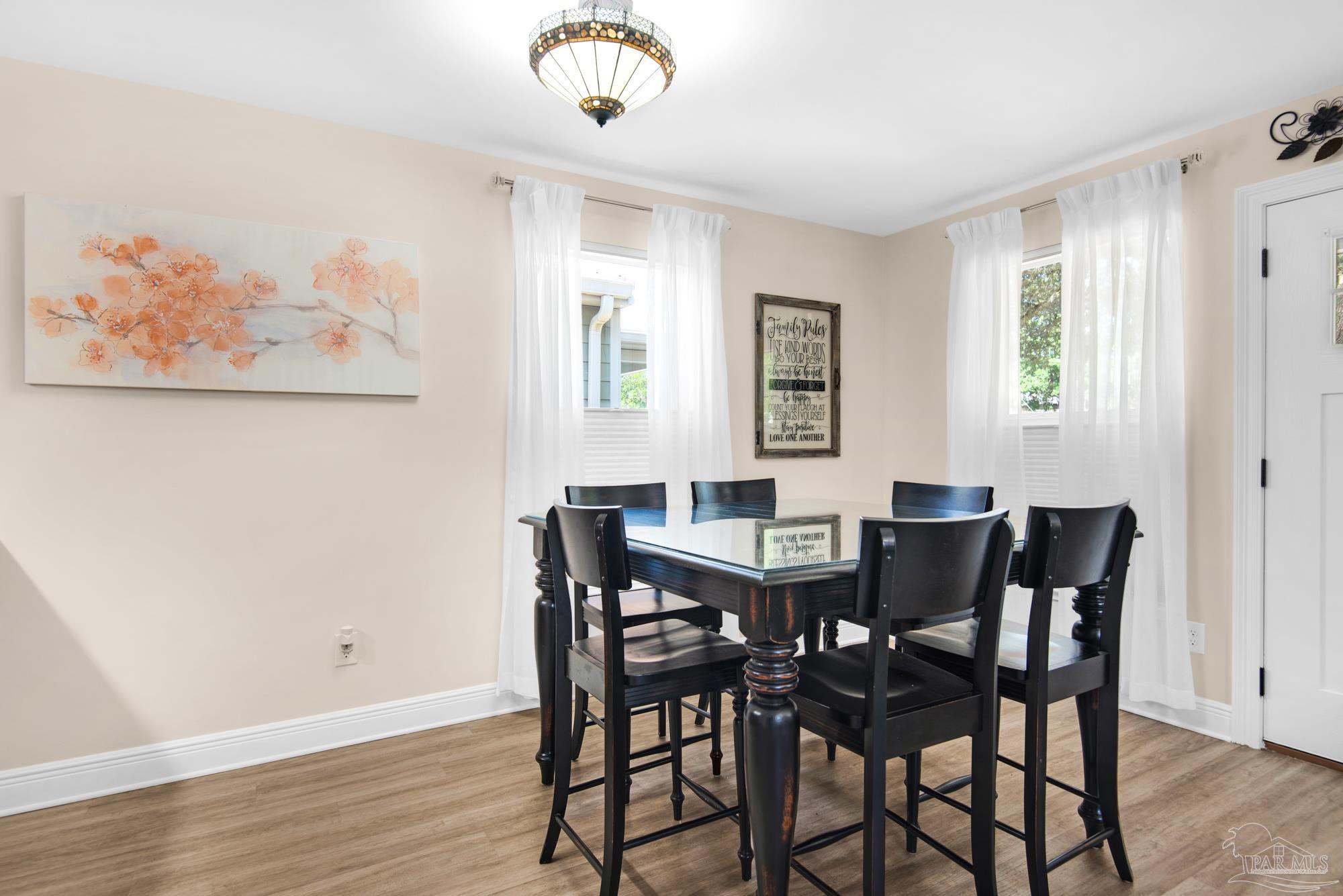 323 North Reus Street Pensacola, FL 32501 - Photo 11 of 32