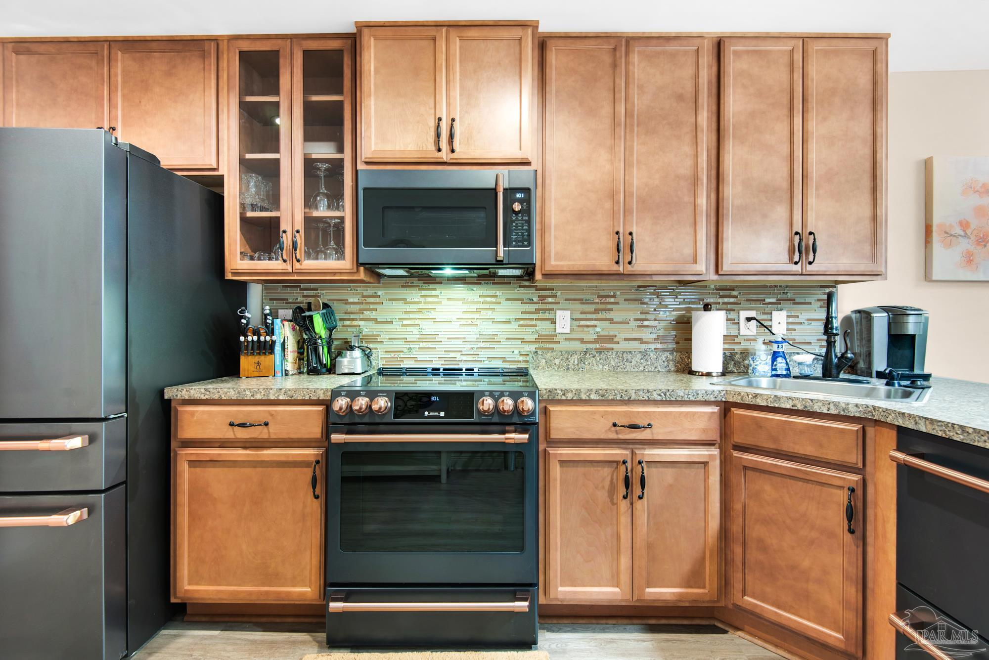 323 North Reus Street Pensacola, FL 32501 - Photo 15 of 32