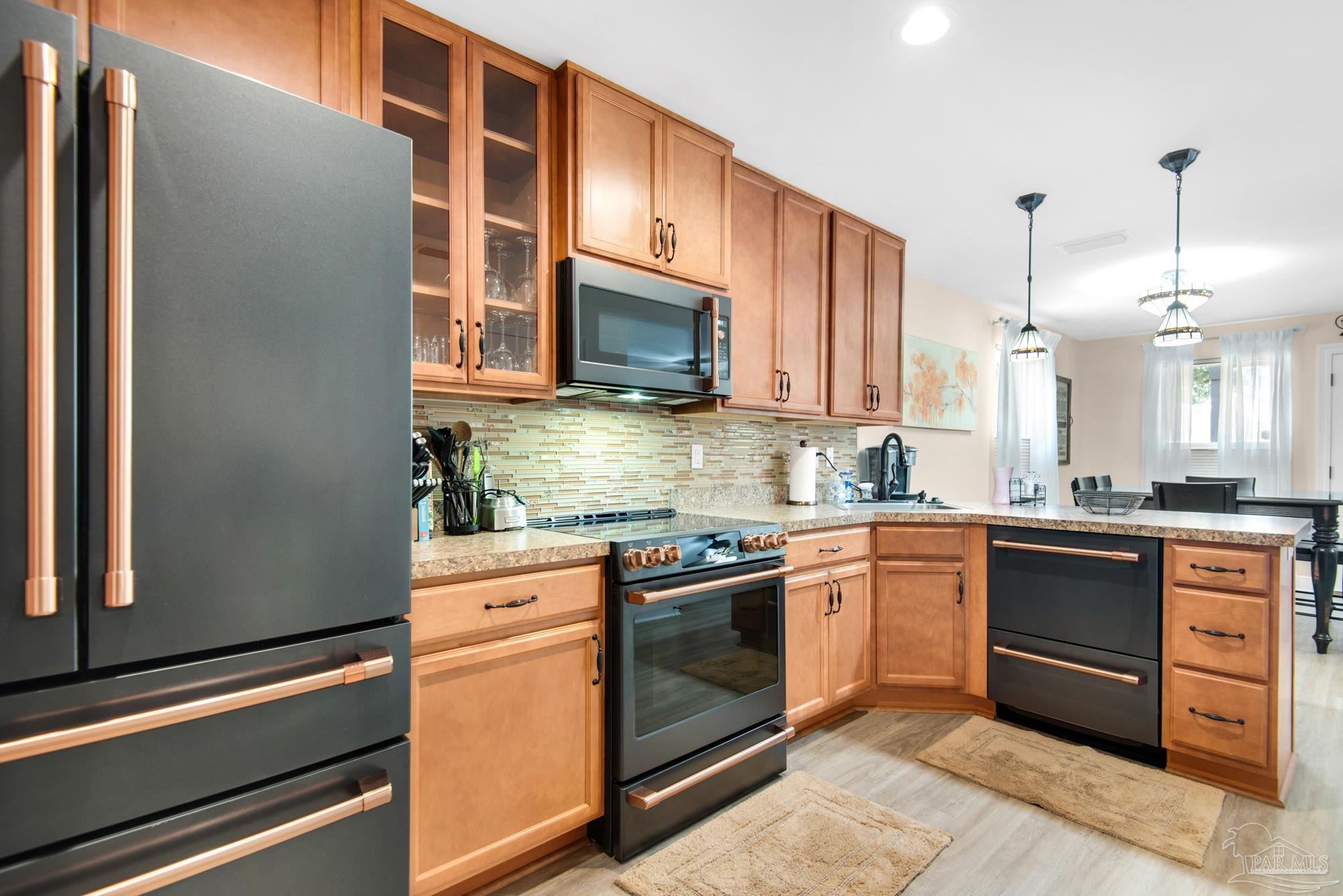 323 North Reus Street Pensacola, FL 32501 - Photo 16 of 32