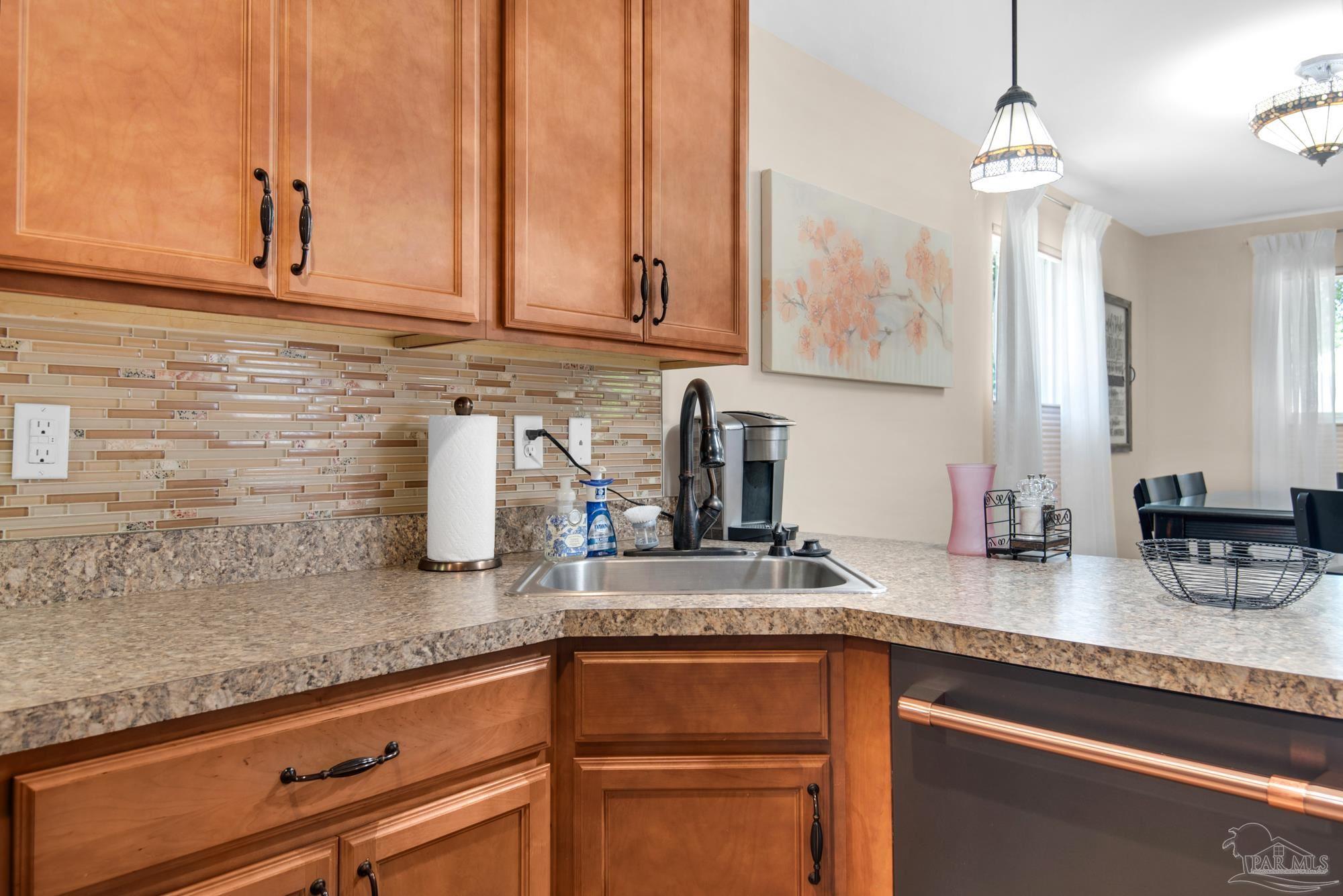 323 North Reus Street Pensacola, FL 32501 - Photo 17 of 32