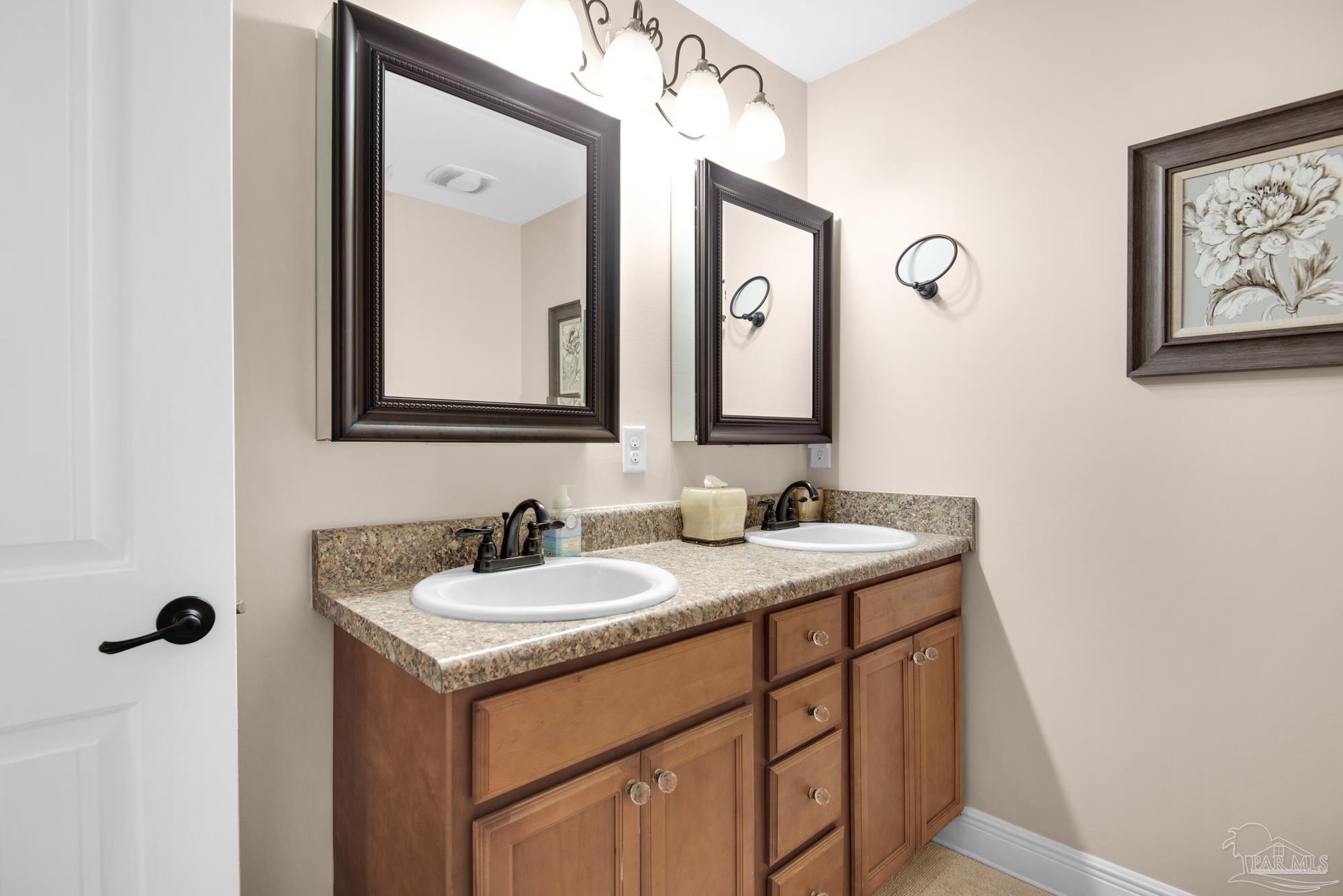 323 North Reus Street Pensacola, FL 32501 - Photo 23 of 32