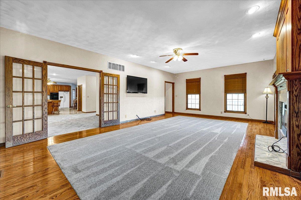 20915 North Blue Ridge Road Chillicothe, IL 61523 - Photo 5 of 70