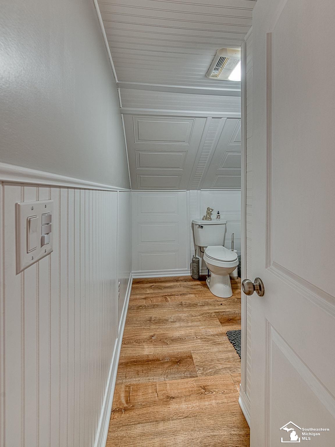 635 Riley Street Dundee, MI 48131 - Photo 11 of 33 50159769-af516571-ffd5-45a0-b6ab-ba3dfc9cddfc.JPG