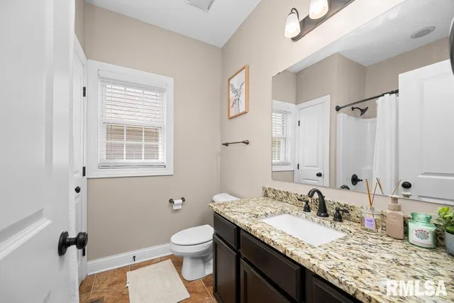 $499,900 | 67 Cobblestone Lane, Le Claire, IA 52753