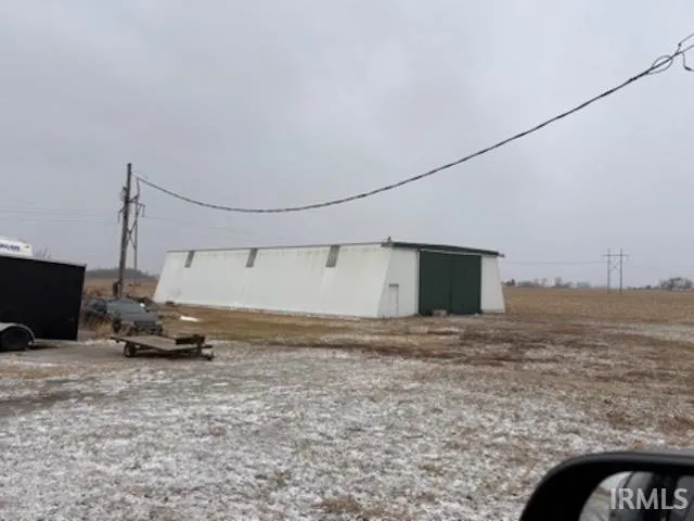 $335,000 | 6828 South 600th Street East, Walton, IN 46994