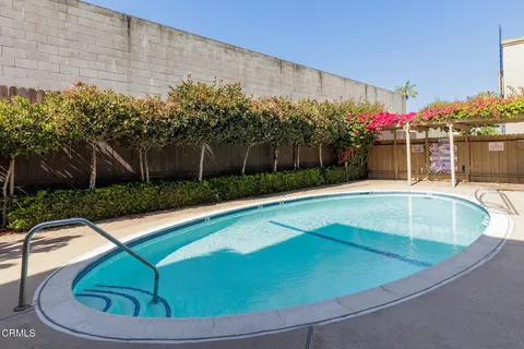 $899,000 | 103 East Sierra Madre Boulevard, Unit E, Sierra Madre, CA 91024