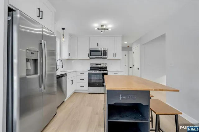 an empty room with a empty space