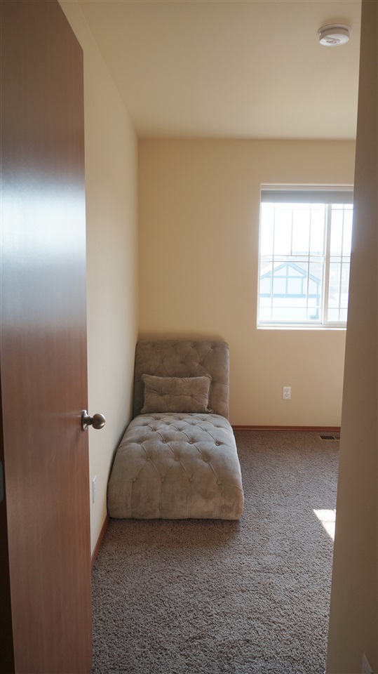 7718 North Maple Street Spokane, WA 99208 - Photo 8 of 20 Gallery Image 8