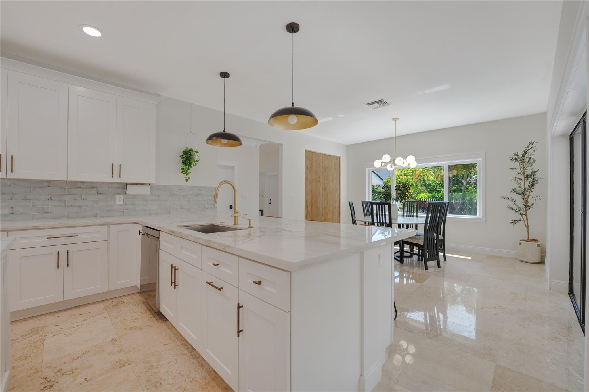 741 Mockingbird Lane Plantation, FL 33324 - Photo 5 of 59 Photo 5