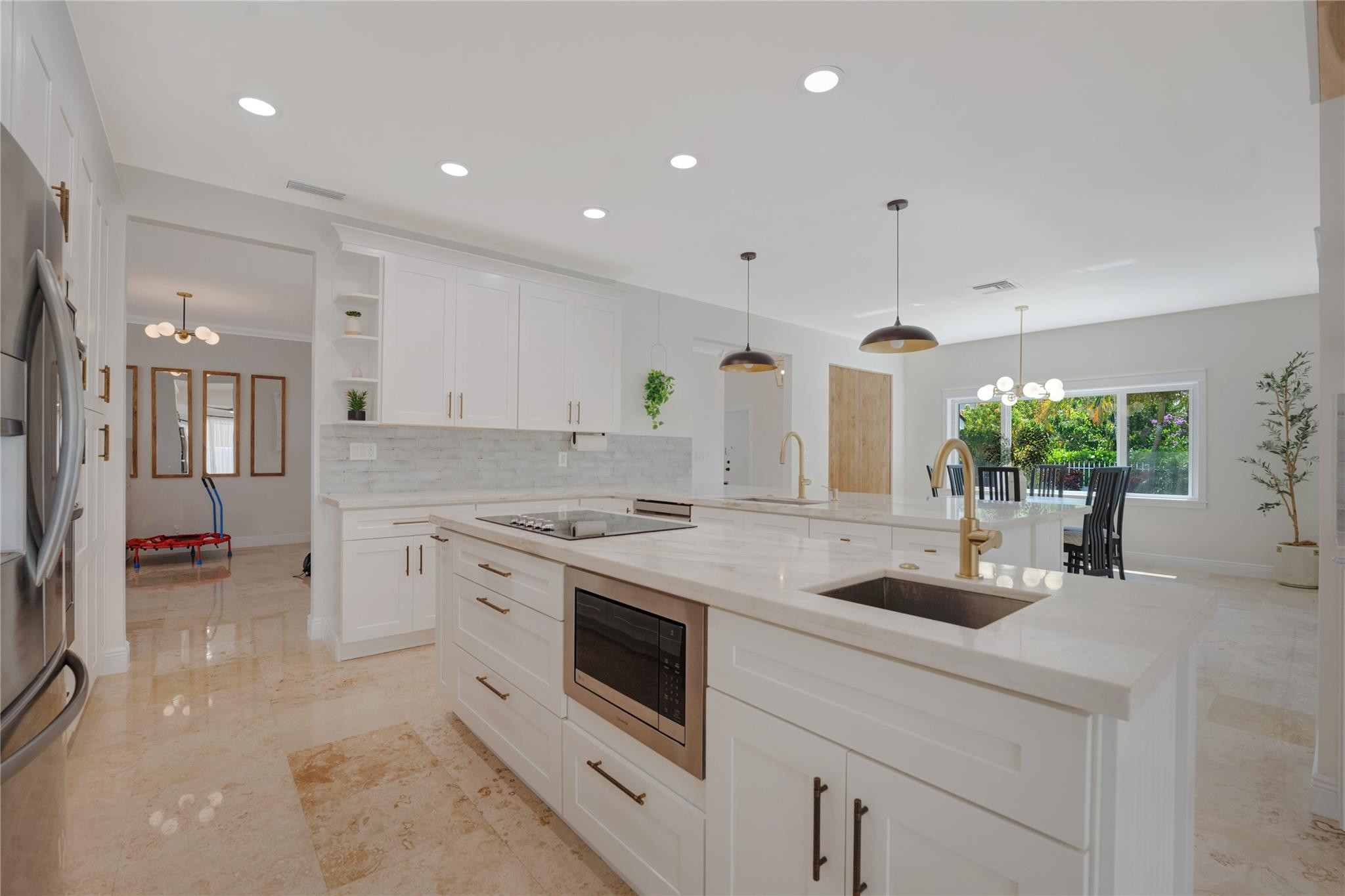 741 Mockingbird Lane Plantation, FL 33324 - Photo 7 of 59 Photo 7