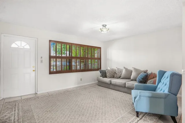 $65,000 | 9081 Sunrise Lakes Boulevard, Unit 214, Sunrise, FL 33322