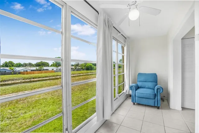 $65,000 | 9081 Sunrise Lakes Boulevard, Unit 214, Sunrise, FL 33322