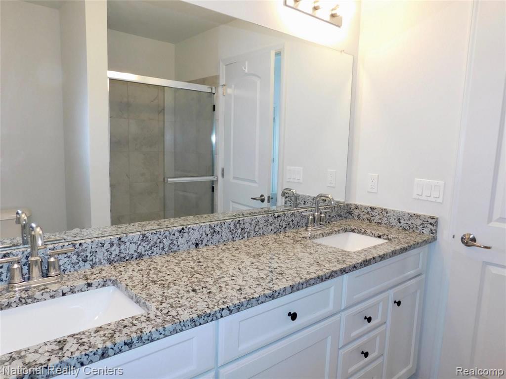 2500 Normandy Road, Unit 6 Royal Oak, MI 48073 - Photo 34 of 42