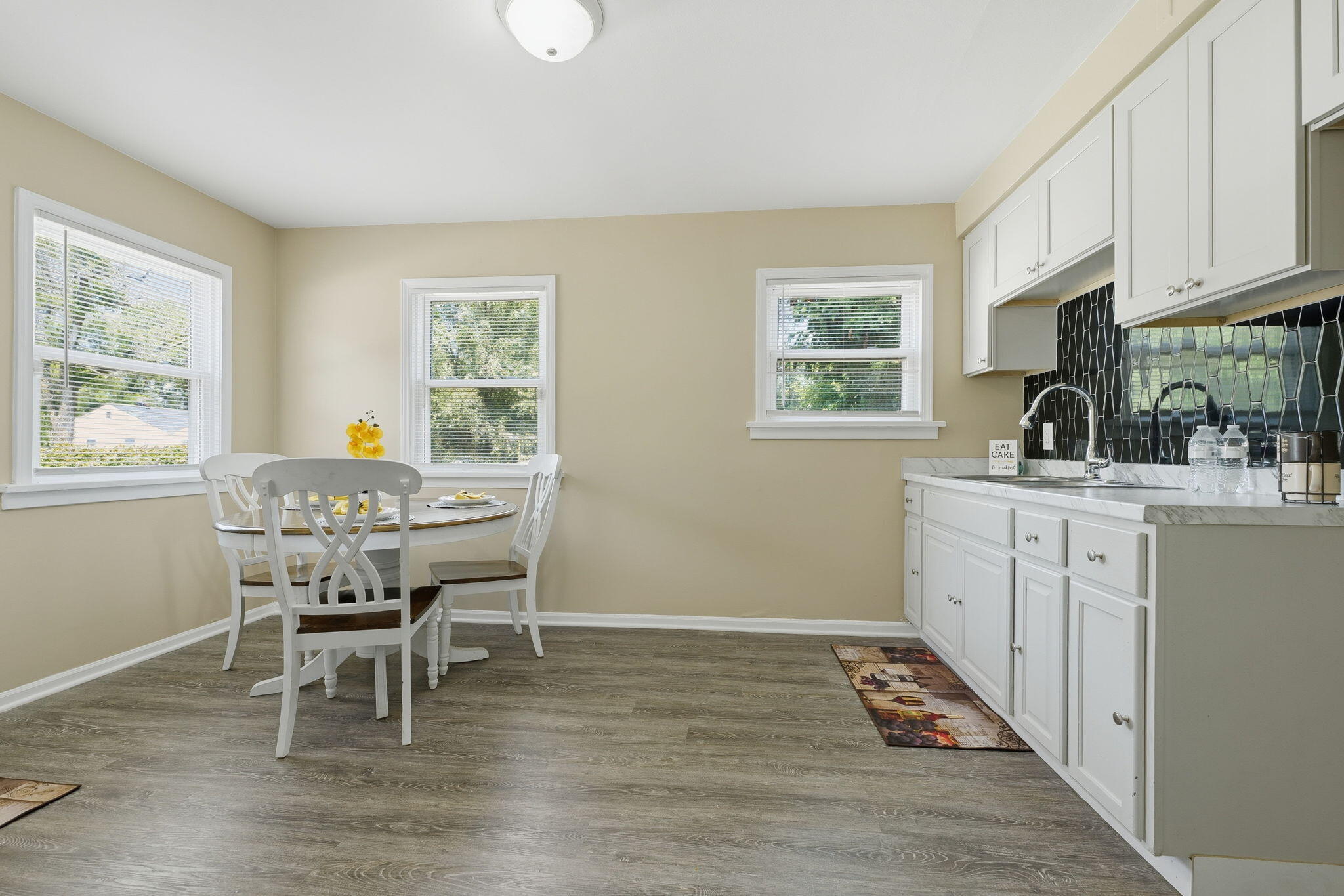 1001 Utah Street Gary, IN 46403 - Photo 9 of 19 2048x1365