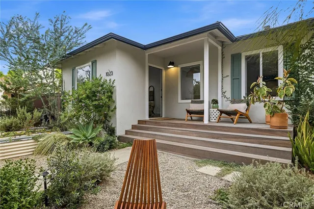 $1,299,000 | 1023 Acacia Avenue, Torrance, CA 90501