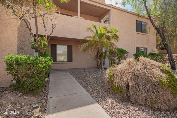 $1,695 | 13627 North Hamilton Drive, Unit 102, Fountain Hills, AZ 85268