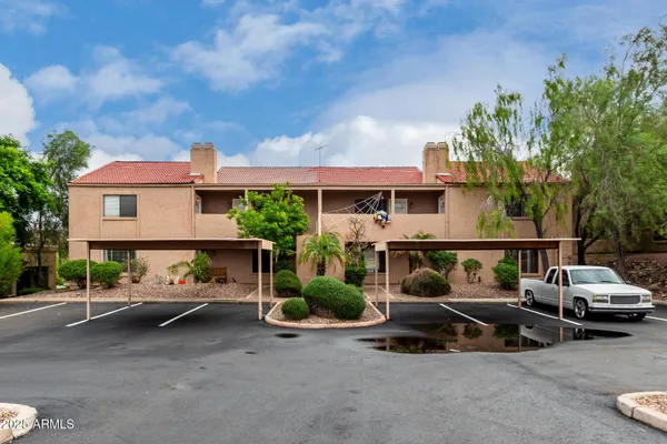 $1,695 | 13627 North Hamilton Drive, Unit 102, Fountain Hills, AZ 85268