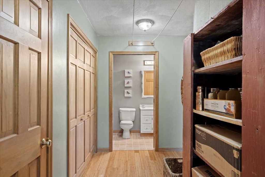 212 Grove Street Clinton, MA 01510 - Photo 11 of 30