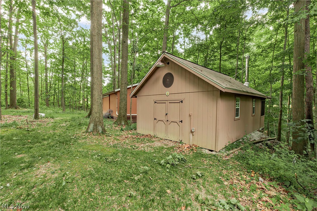 15490 Riddle Road Chagrin Falls, OH 44022 - Photo 39 of 47