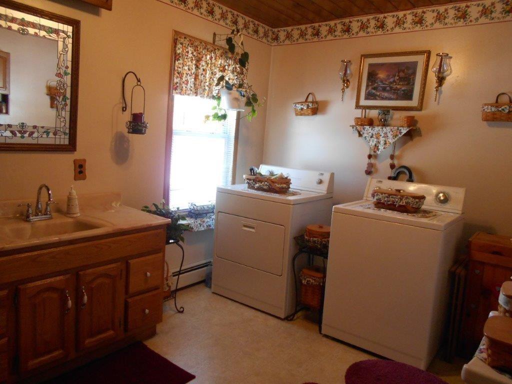 975 Roxbury Road Roxbury, ME 04275 - Photo 17 of 35 Photo